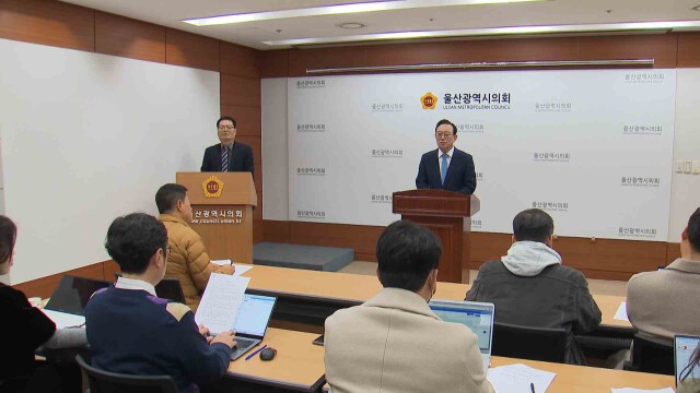 송철호 예비후보 사퇴‥ "지방선거 승리 도울 것"