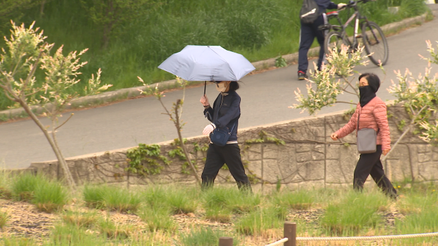 오후부터 곳에 따라 비바람‥ 주말 포근