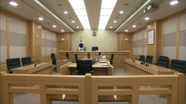 화단에 침 뱉은 10대 폭행한 20대 '선고유예'